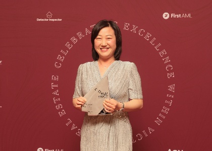 Jenny博士获REIV年度最佳买家中介和年度最佳房产评估师Winner_复制